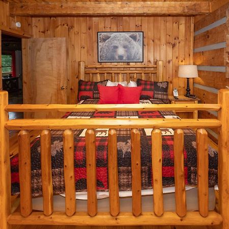 Yoli Bear Hideaway Villa เซอเวียร์วีล ภายนอก รูปภาพ