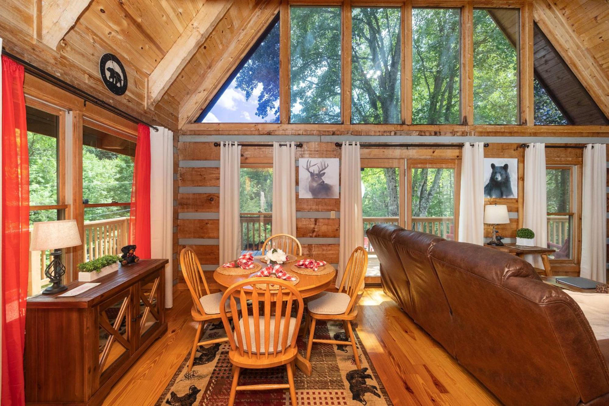 Yoli Bear Hideaway Villa เซอเวียร์วีล ภายนอก รูปภาพ